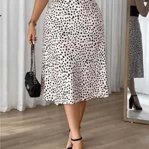 SHEIN Black and White Spotted Midi Skirt